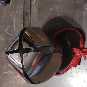 Large jingle bell